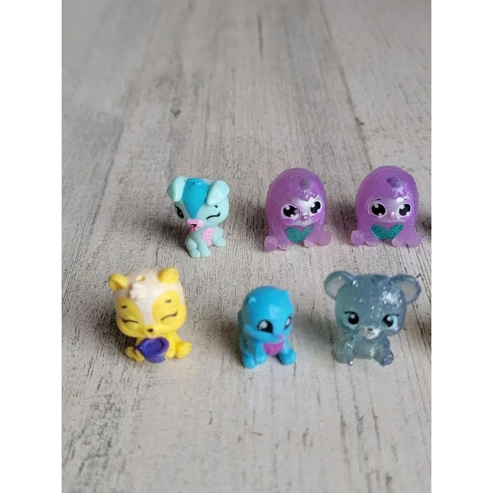 Hatchimals colleggtibles dog cat bear bug toy figure‎ set
